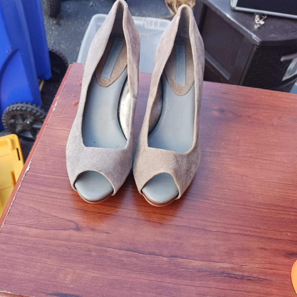 Banana Republic Heels